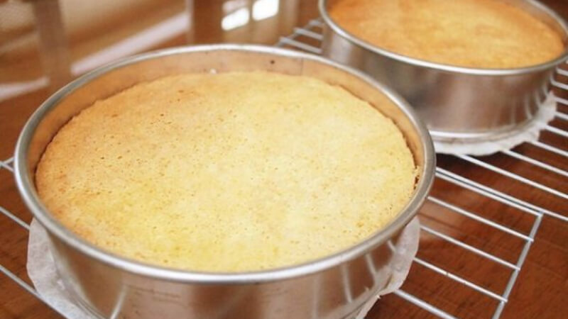 Mách bạn 4 cách làm bánh bông lan không cần lò nướng đơn giản