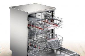 Máy rửa chén Bosch Series 4 - Đỉnh cao công nghệ châu Âu may rua bat Bosch SMS4HBI01D 300x197 - Máy rửa chén Bosch Series 4 - Đỉnh cao công nghệ châu Âu