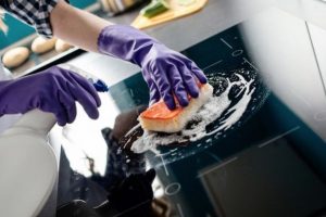 4 bước vệ sinh bếp từ