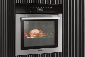 MIELE H 7364 BP 300x200 - Những ưu điểm của lò nướng Miele